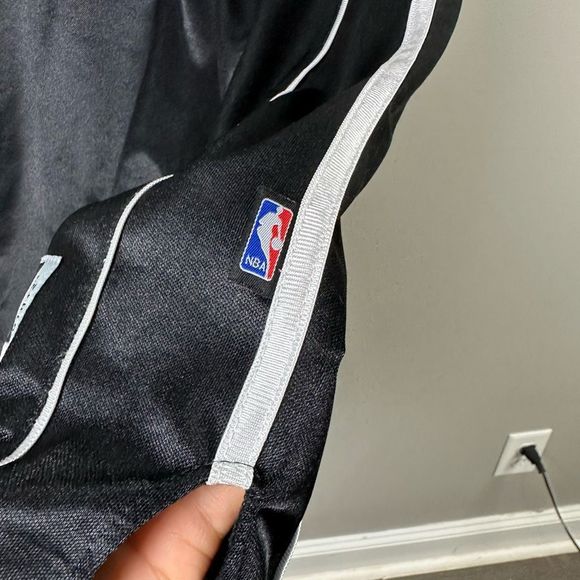 Miami Heat Dwayne Wade black white basketball adidas jersey men’s XL - Picture 3 of 9